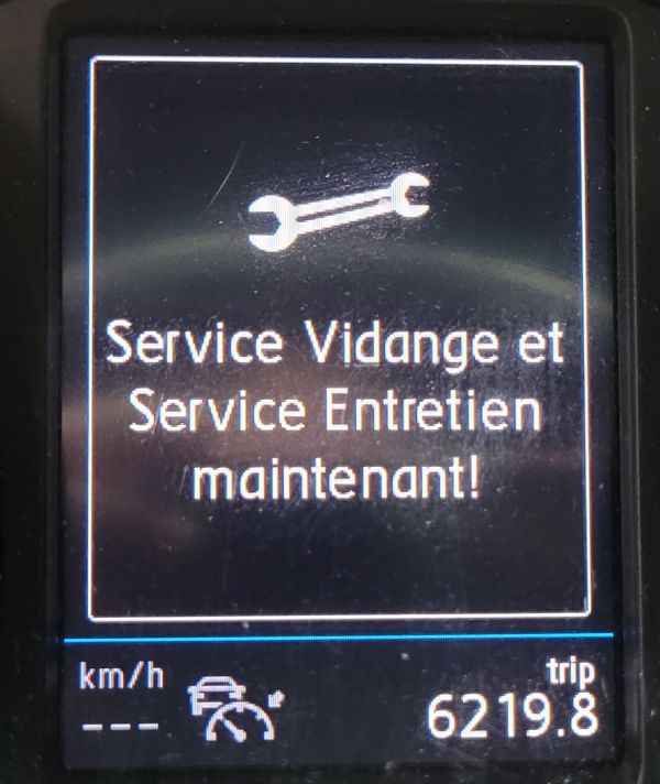 Message d'entretien requis au tableau de bord