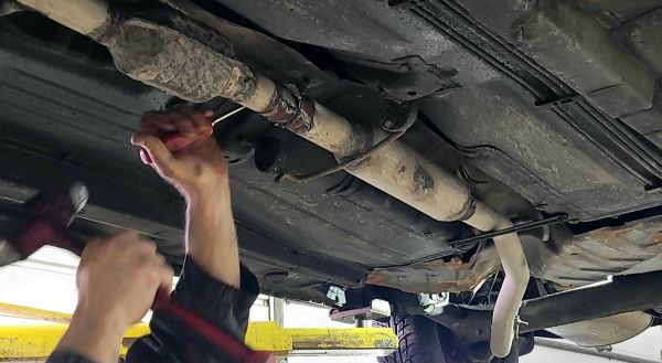 Une odeur d'échappement est présente dans mon véhicule